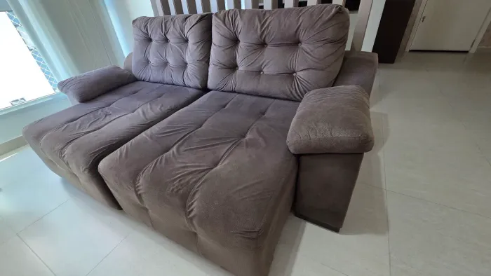 Vende-se sofá retrátil 2,10m