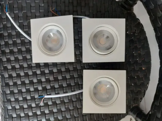 Sport led quadrado 9x9 - Luz amarela