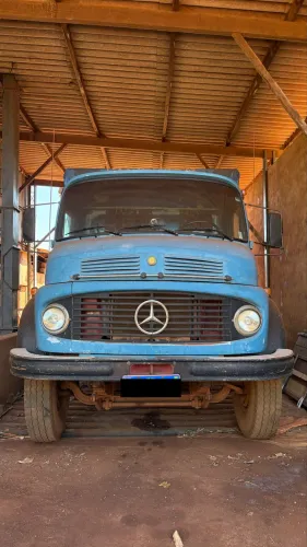 CAMINHÃO MERCEDES BENZ 1313