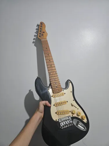 GUITARRA MARCA MICHAEL ORIGINAL