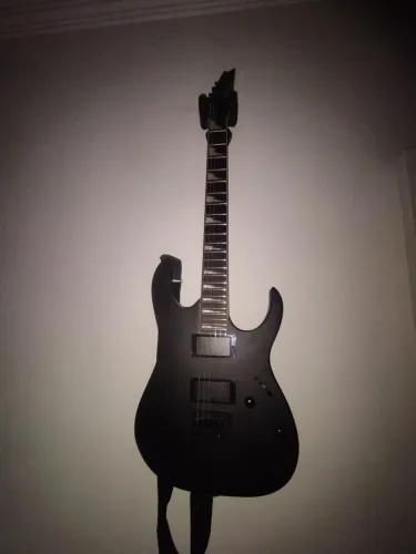 Guitarra profissional Ibanez RG GIO 121DX soloist diapasão de amaranto