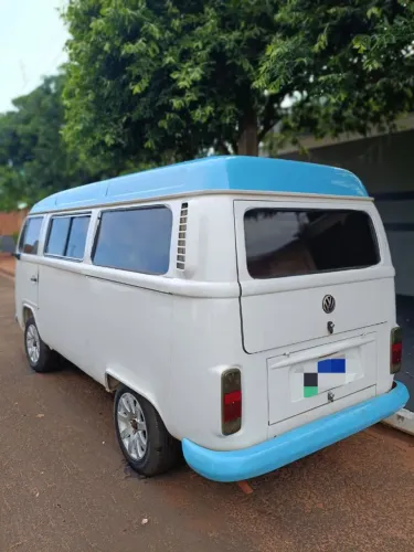Volkswagen Kombi Standard/ Luxo/ Serie Prata 1998