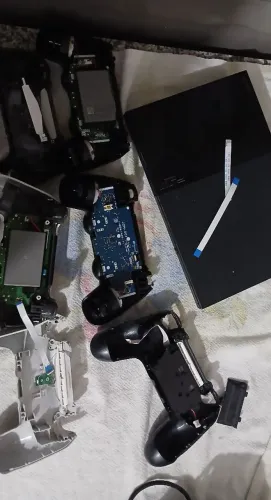 PLAY 2 + 3 CONTROLES
