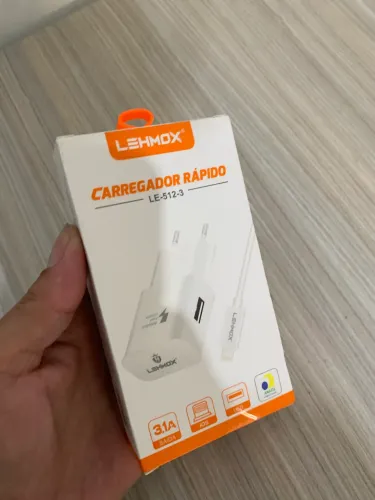 Carregador de iPhone