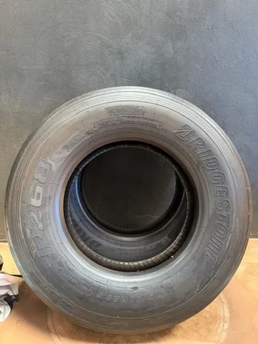 2 PNEUS BRIDGESTONE R268 / 275-80R-22.5