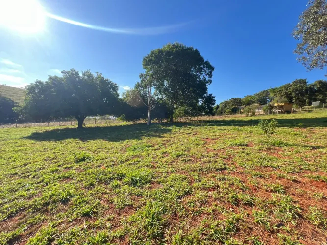 Lotes em serra azul Mateus leme