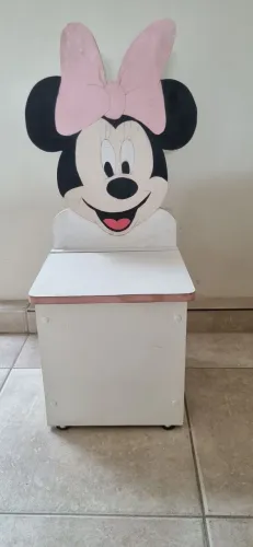 Minnie