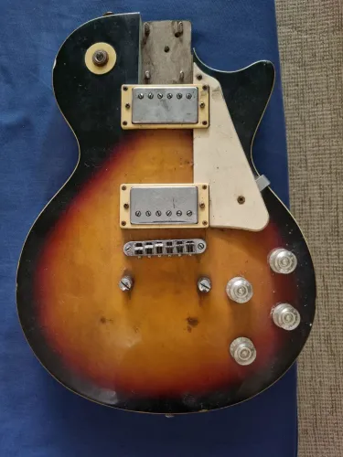 Retirada de Peças, Guitarra Strinberg Les Paul 