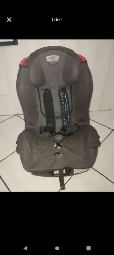 Vende-se Cadeirinha para criança Matrix evolution 3 posições com acessórios