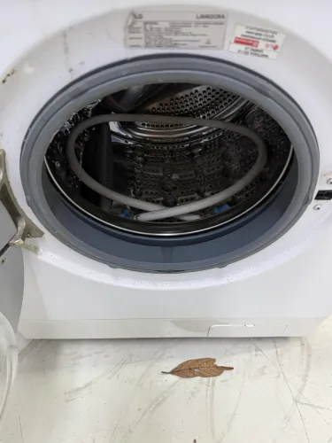Máquina de lavar LG , lava e seca 8,5KG