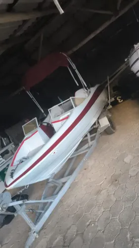 Lancha Luna 180