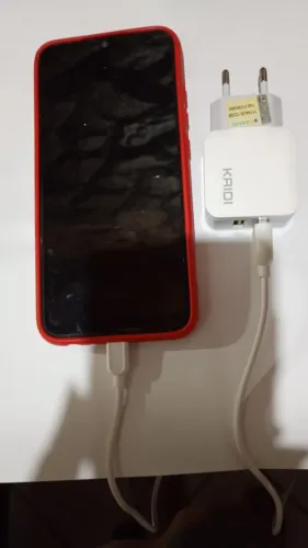 Celular usado em ótimo estado