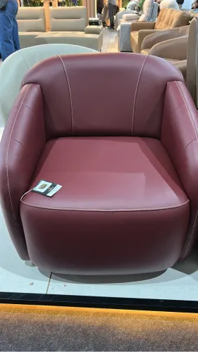 Poltrona Giratória couro 100%