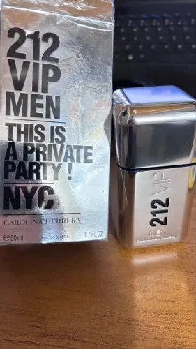 Perfume 212 VIP Men EDT - 50ml