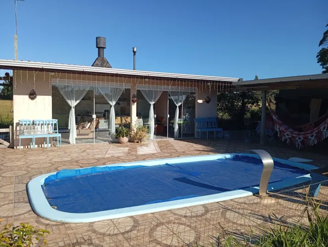 Sitio para lazer e vida no campo 