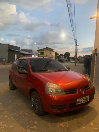 Renault Clio Hi-flex 1.0 16V 3P 2011
