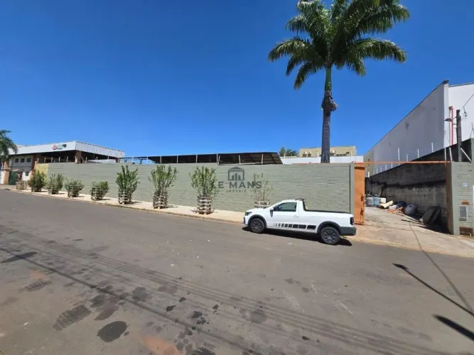 Galpão industrial para venda ou locação no Distrito Unileste em Piracicaba/SP