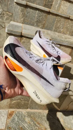 Nike Alphafly 3 tamanho 42