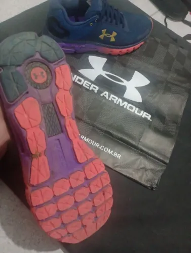 Tênis under Armour urley