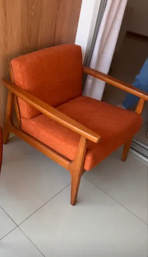 Poltrona Tok&Stok Madeira Maciça Terracota