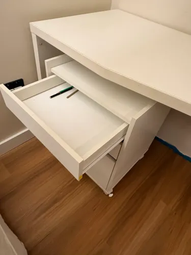 Mesa escritório / Estudo Tok Stok