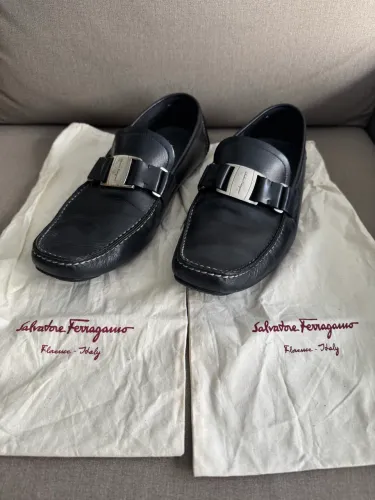 Sapato mocassim couro Salvatore Ferragamo 100% original 