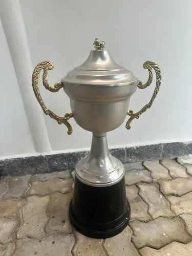 Troféu tipo Taça Antigo