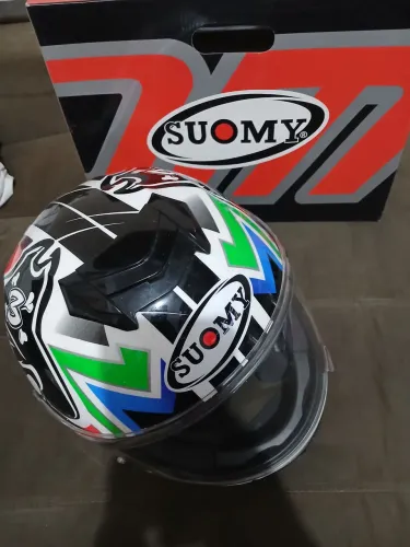 Vendo capacete suomy n58