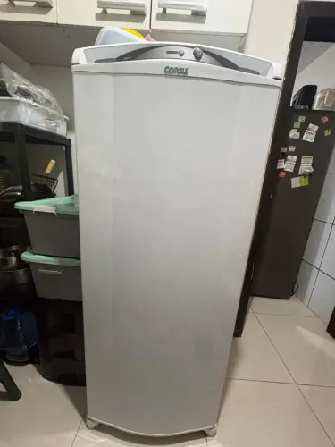Freezer vertical cônsul 
