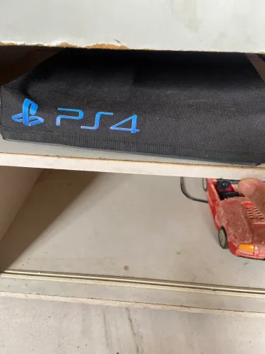 ps4 pra vende logo 1800