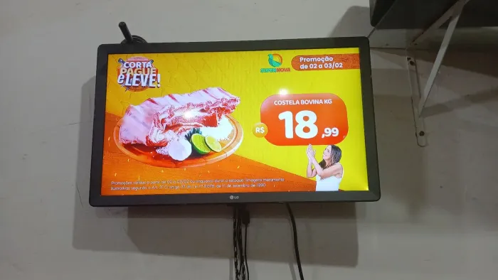 TV SMART  LG  nova 24 POLEGADAS 