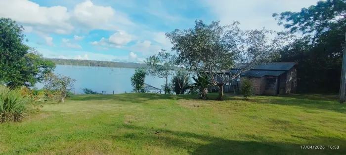Vendo terreno às margens do rio Curua una