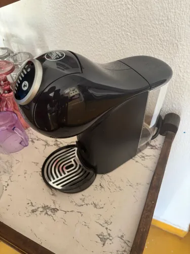 CAFETEIRA DOLCE GUSTO