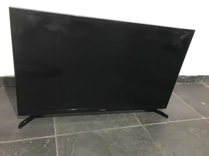 SMART TVSAMSUNG 32
