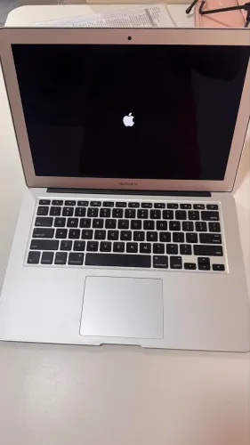 MacBook Air 13 - 2020 Intel i3 256GB SSD