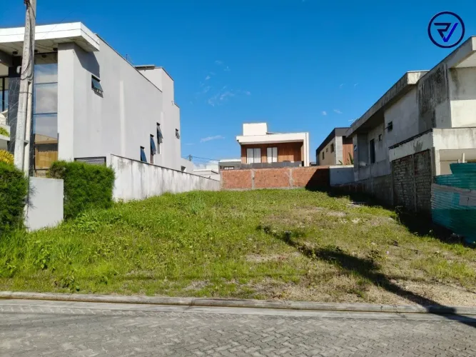 Nascente Total na Cidade Alpha: Lote de 342,30m²