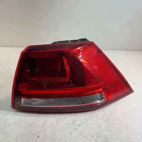 Lanterna Traseira Direita Golf 2014 A 2017 Sem Led Original Direito/passageiro Vermelho