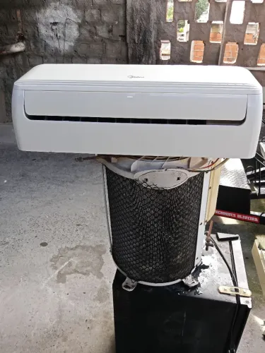 Ar condicionado mideia
