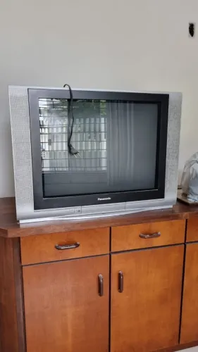 TV Panasonic (CRT) de 29 polegadas