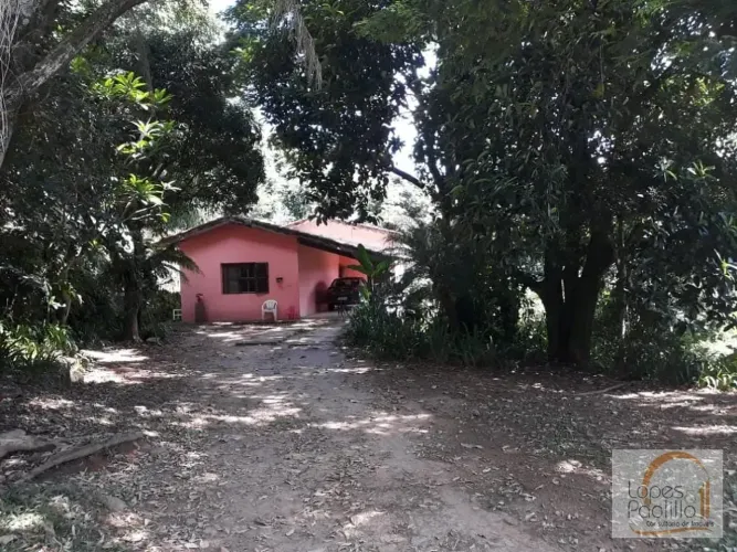Casa à venda, alto padrão no Condomínio Flamboyant em Atibaia!!