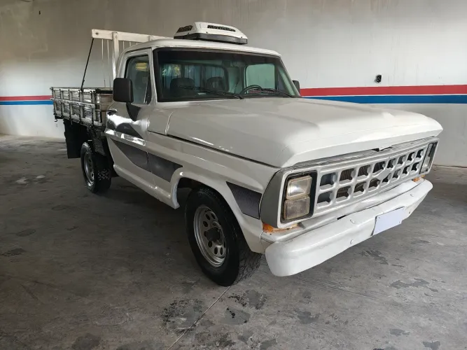 Ford F-1000 Super Diesel / Super Diesel Turbo 1991