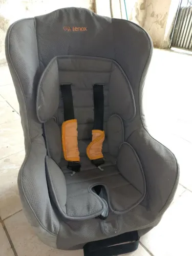 cadeira de bebê, usada em perfeito estado.