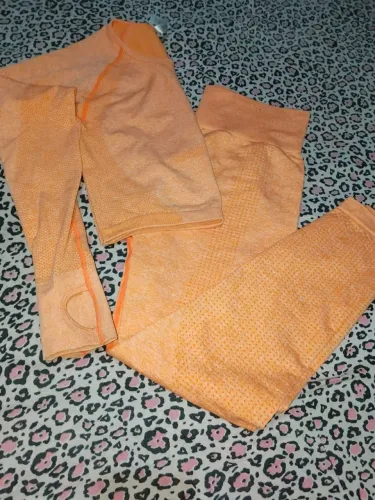 Roupa de academia