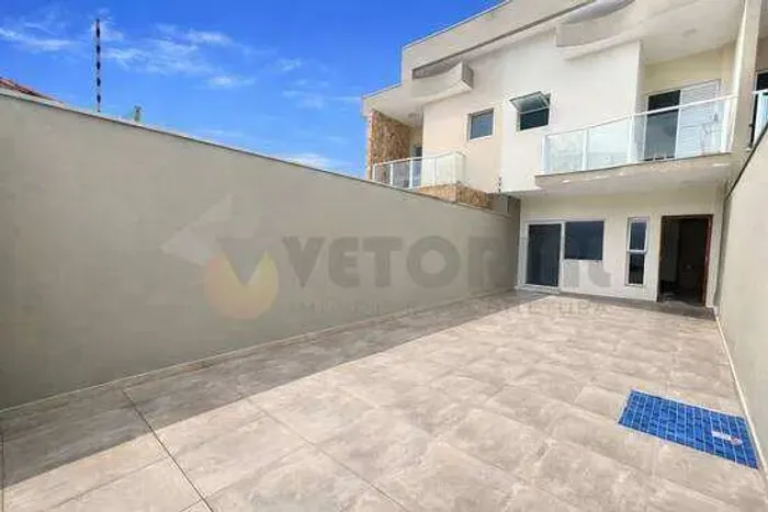 Sobrado à venda em Caraguatatuba, Loteamento Jardim Aruan, com 3 quartos, 128m²