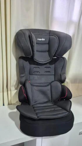 Cadeirinha de segurança, para carro, uso em criança