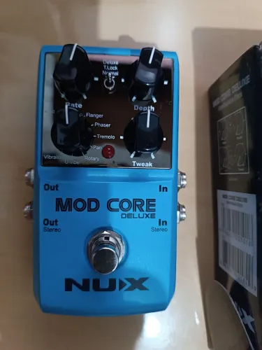 Nux mod core deluxe 