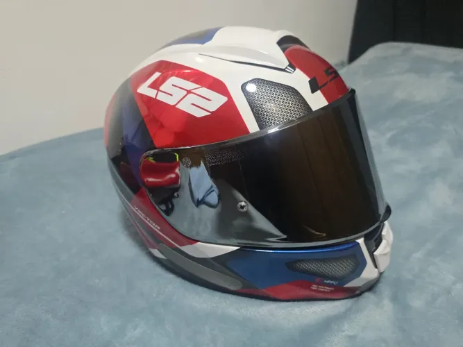Capacete Óculos Solar Ls2 TAMANHO 60 Tricomposto Ff397 Vector Fibra