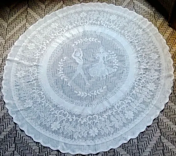Toalha Mesa Renda Antiga Vintage Flamenco Creme 150x155