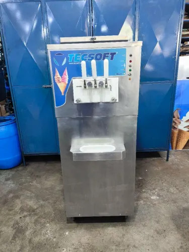 Máquina de sorvete Tecsoft