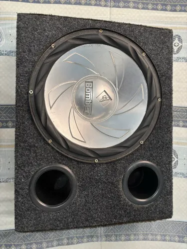 Subwoofer Bomber 12 polegadas